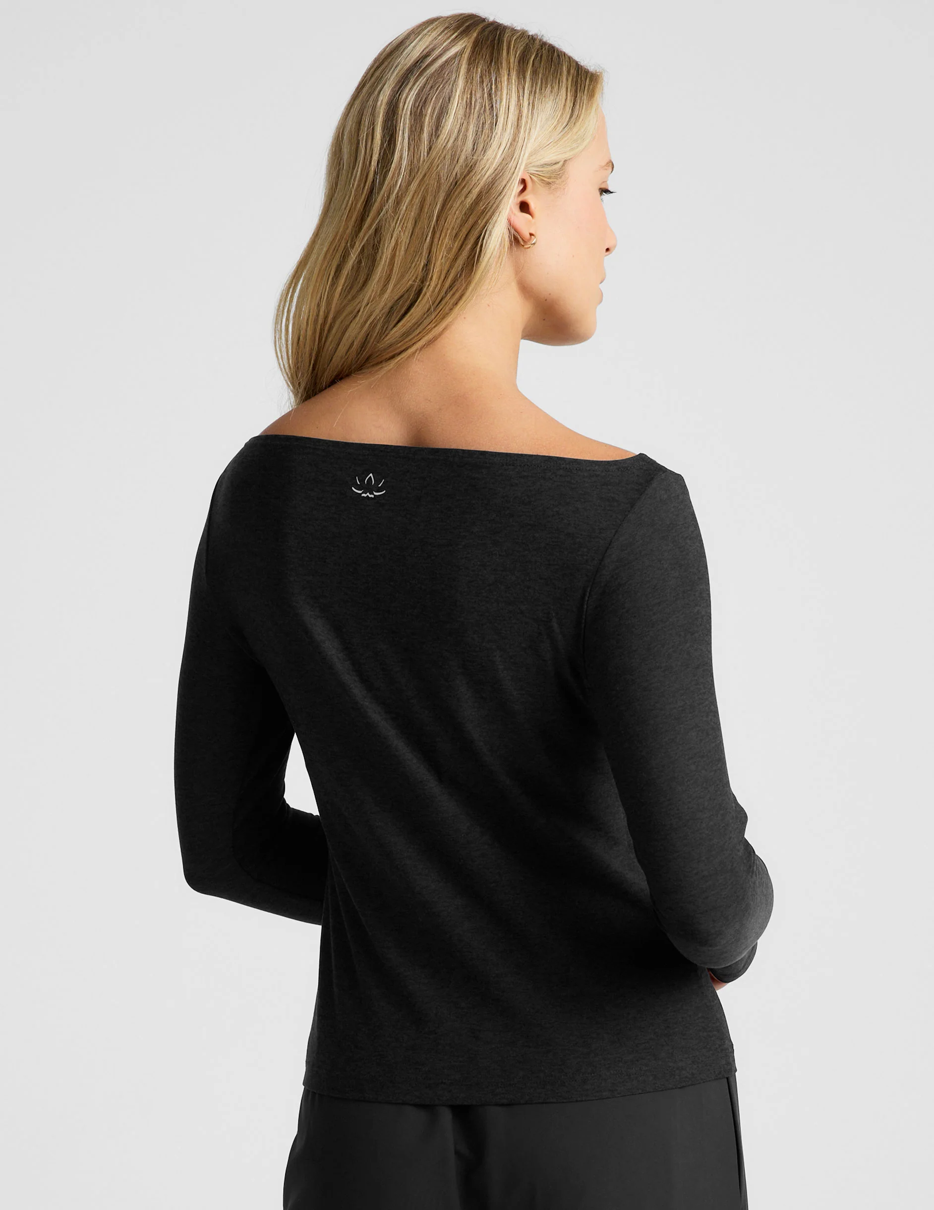 Featherweight Shoulder It Pullover - Image 3