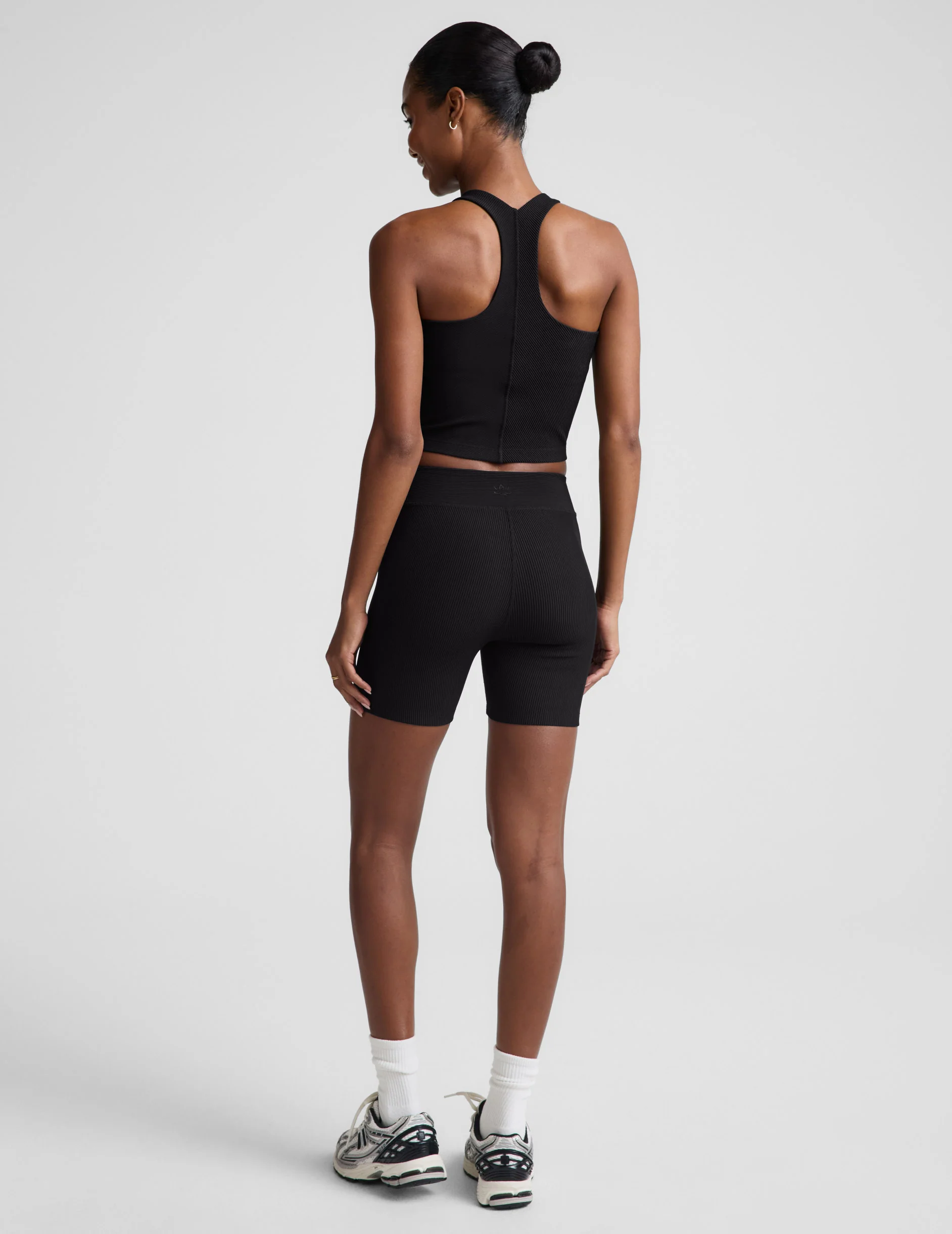 Impulse Ribbed V-Waist 5" Biker Short - Image 3