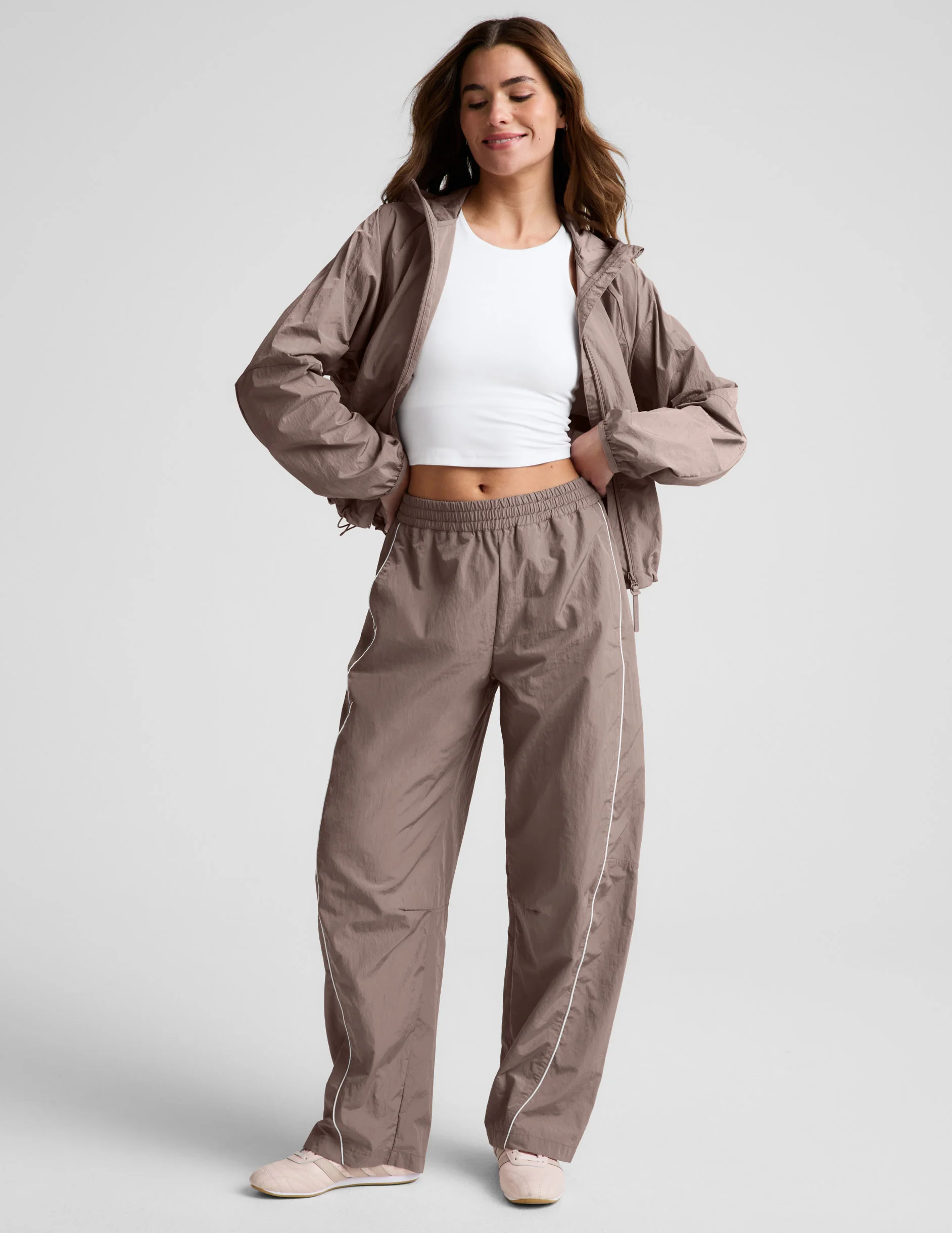 Limitless Mid-Rise Barrel Leg Pant - Image 5