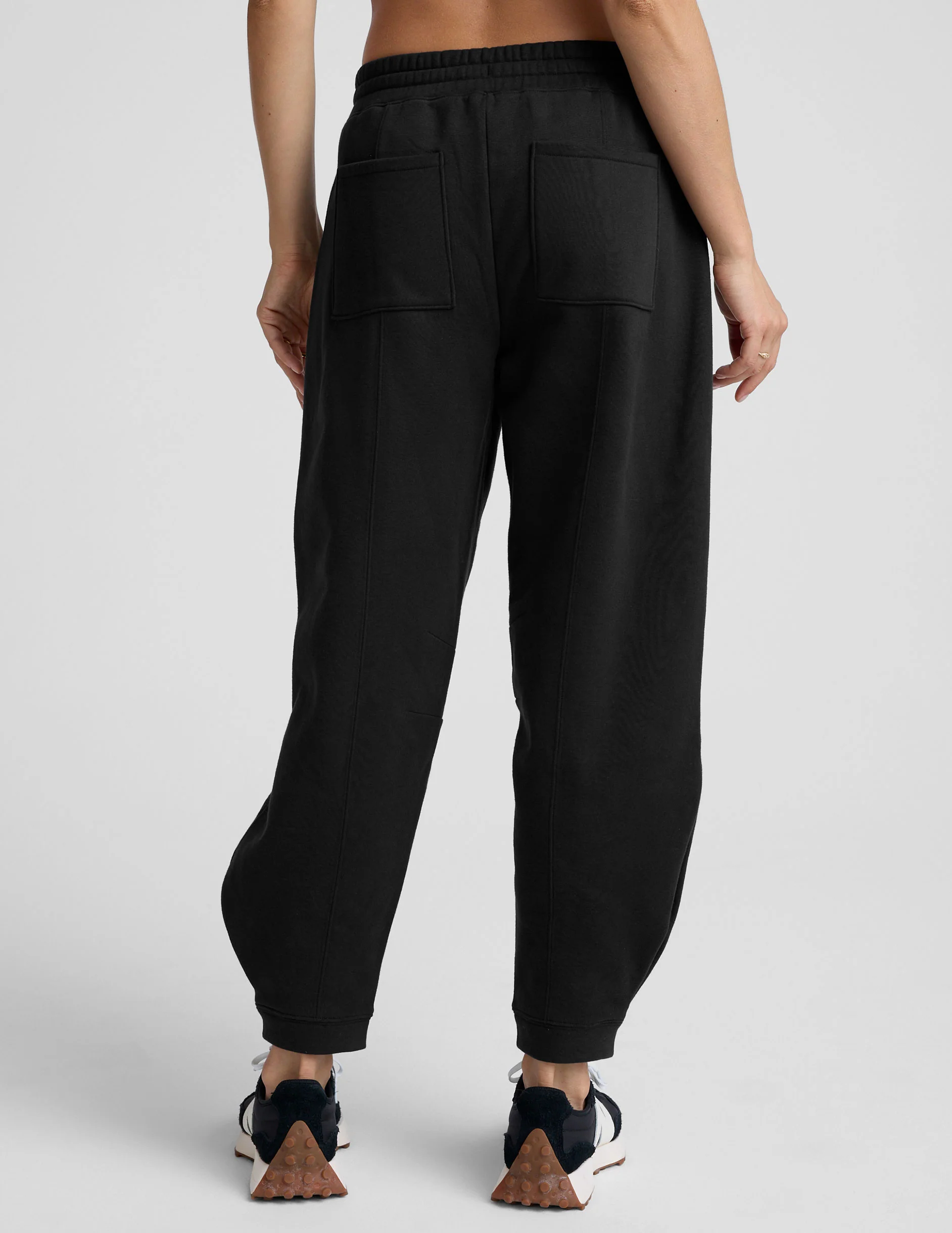 LuxeFleece™ Barrel Sweatpant - Image 4