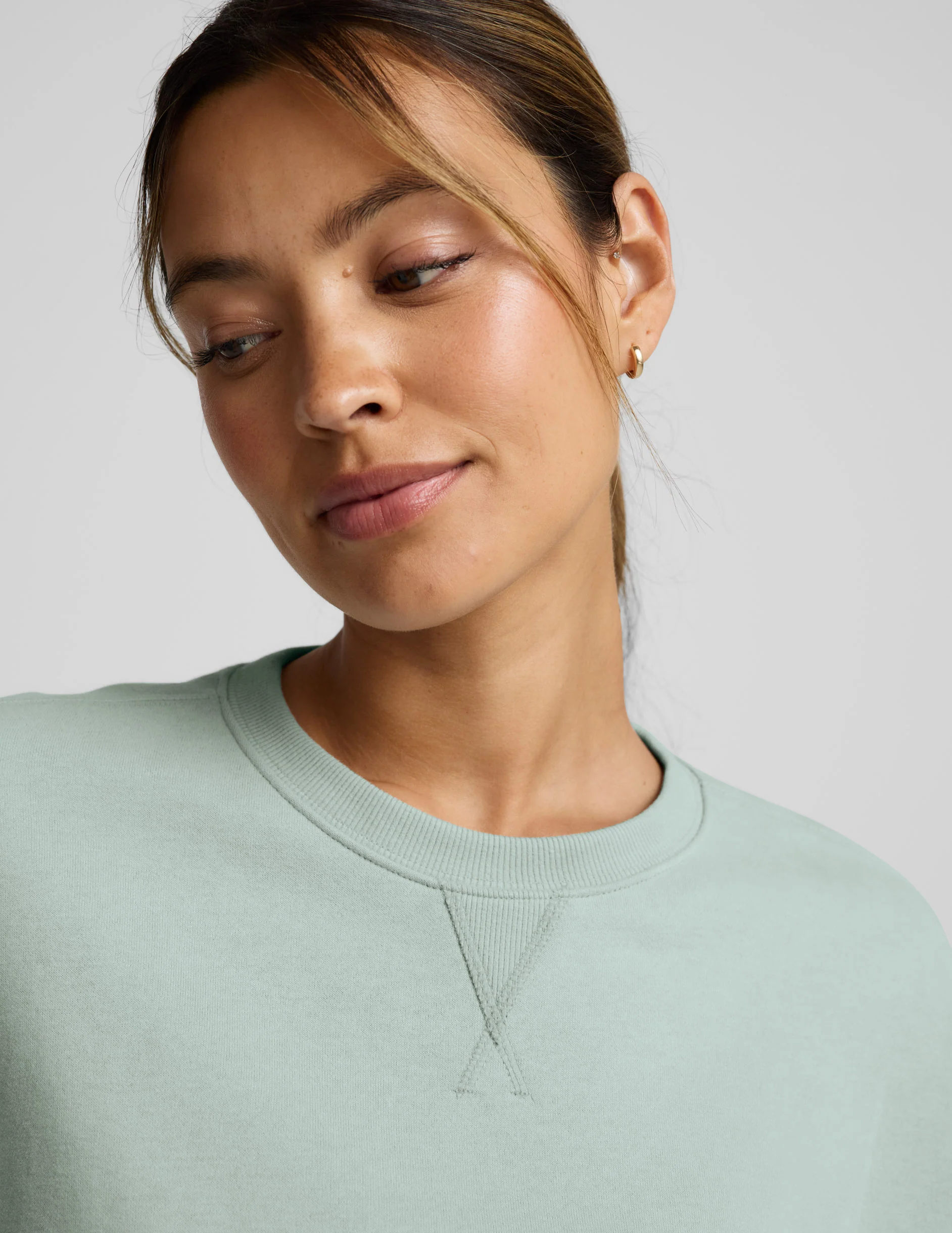 LuxeFleece™ Cropped Sweatshirt - Image 4