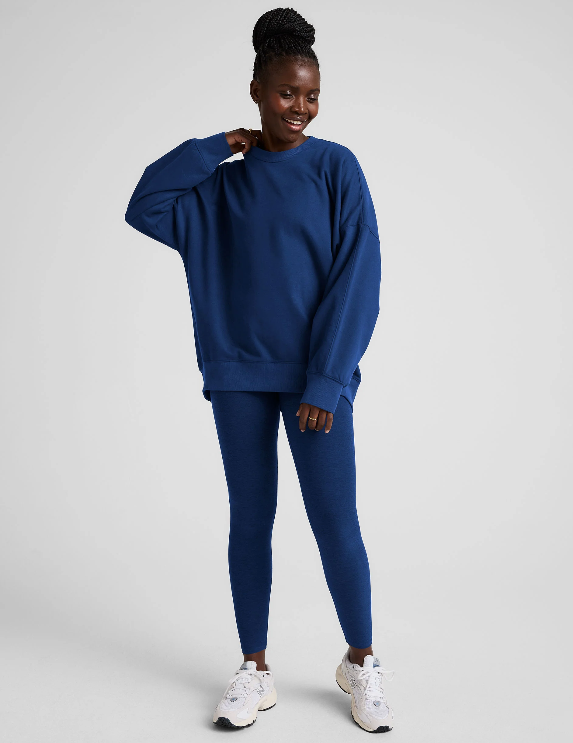 LuxeFleece™ Oversized Sweatshirt - Image 4