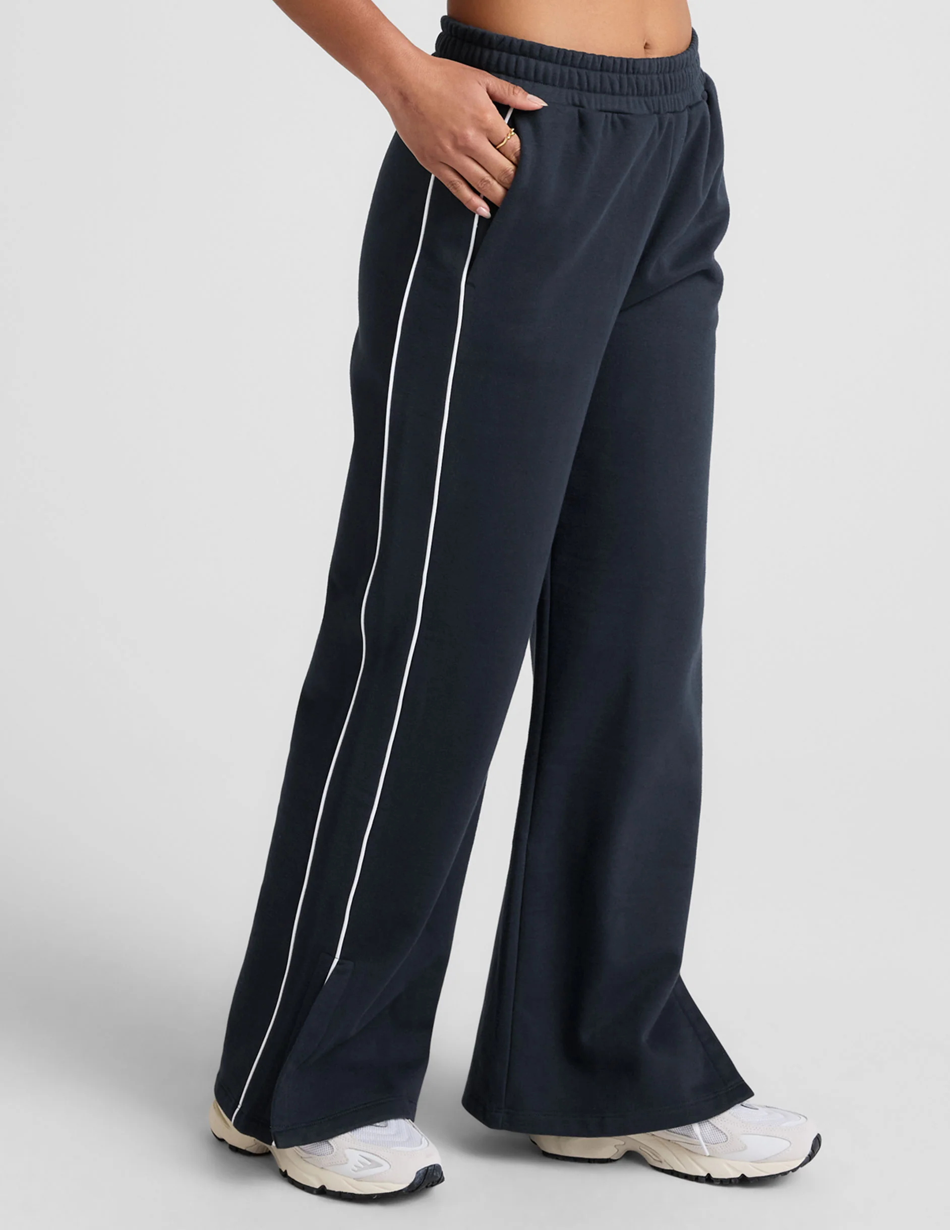 LuxeFleece™ Piper Wide Leg Pant - Image 3