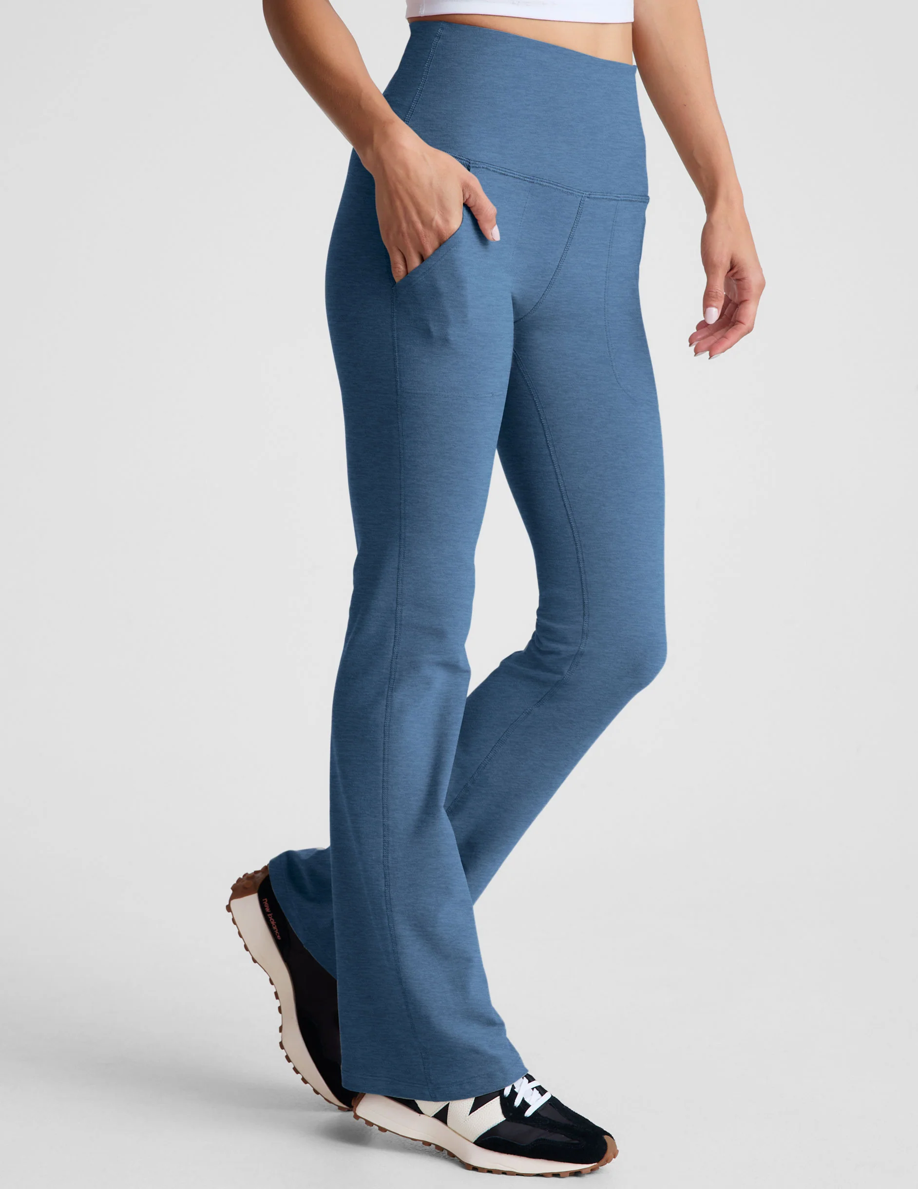 Spacedye™ High Waisted Practice Pocket Bootcut Pant 31" - Image 3
