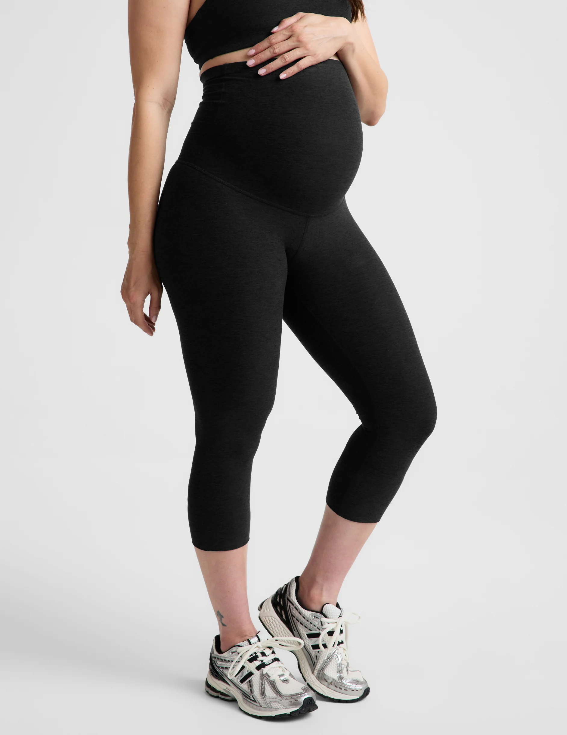 Spacedye™ Love The Bump Maternity 20.5" Capri Legging - Image 2