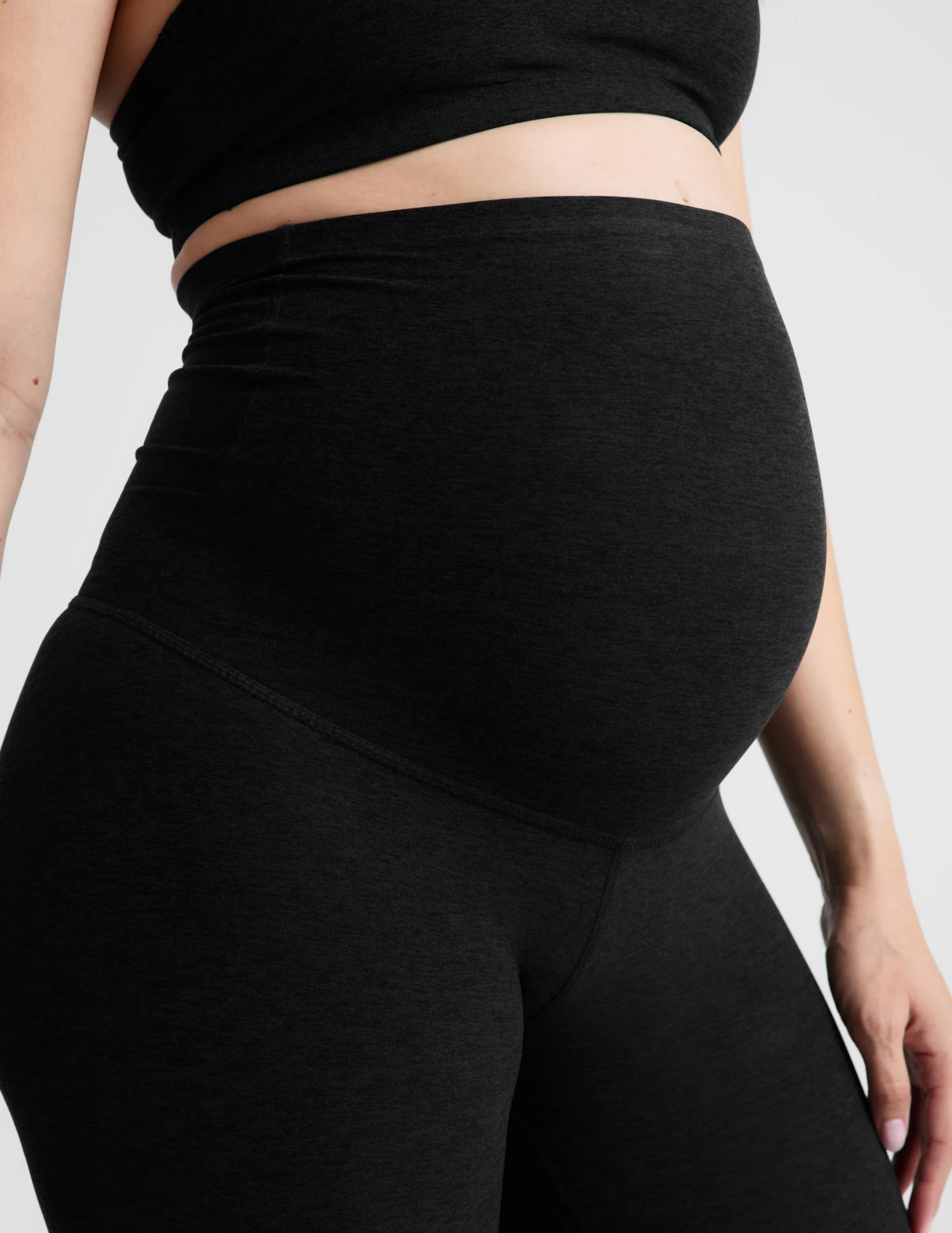 Spacedye™ Love The Bump Maternity 20.5" Capri Legging - Image 4