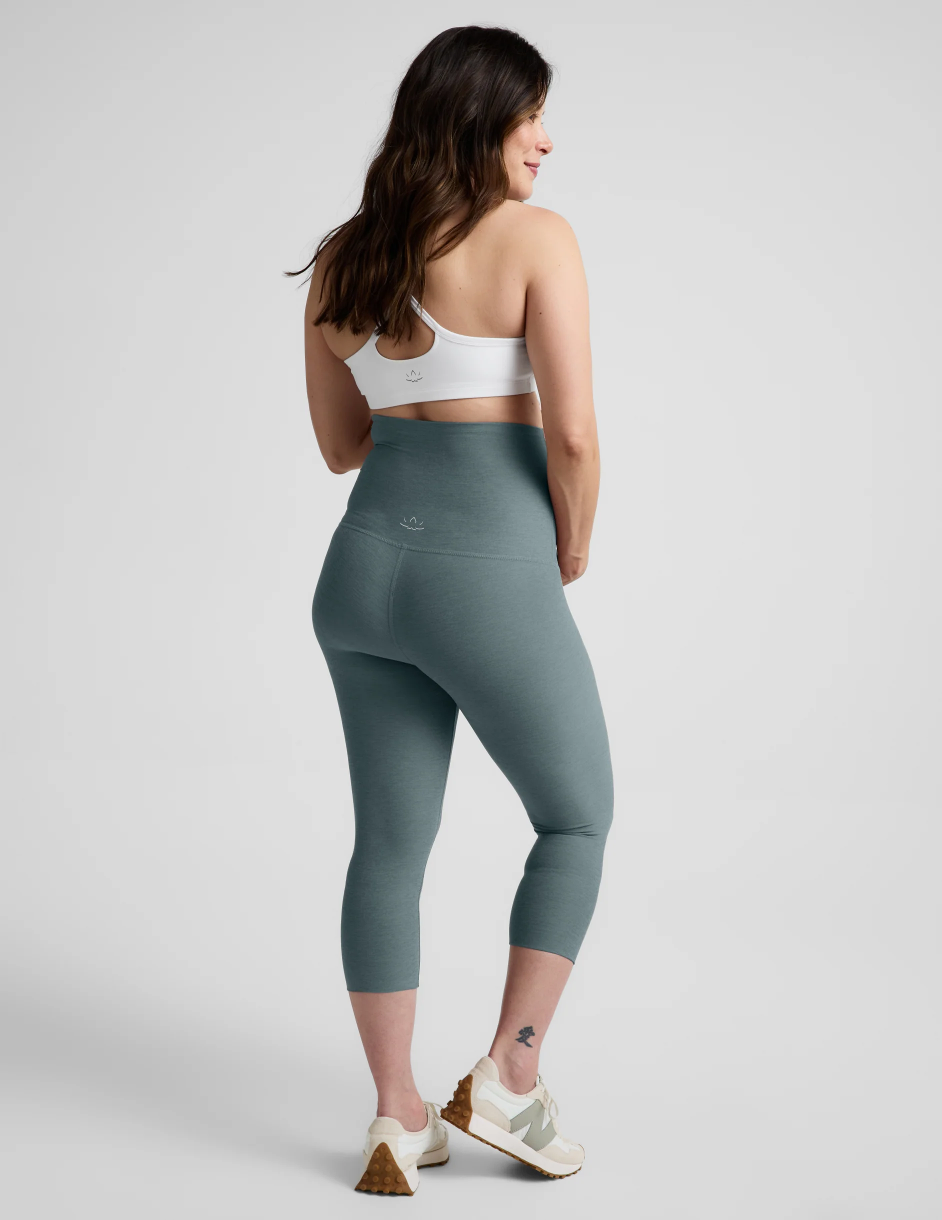 Spacedye™ Love The Bump Maternity 20.5" Capri Legging - Image 2
