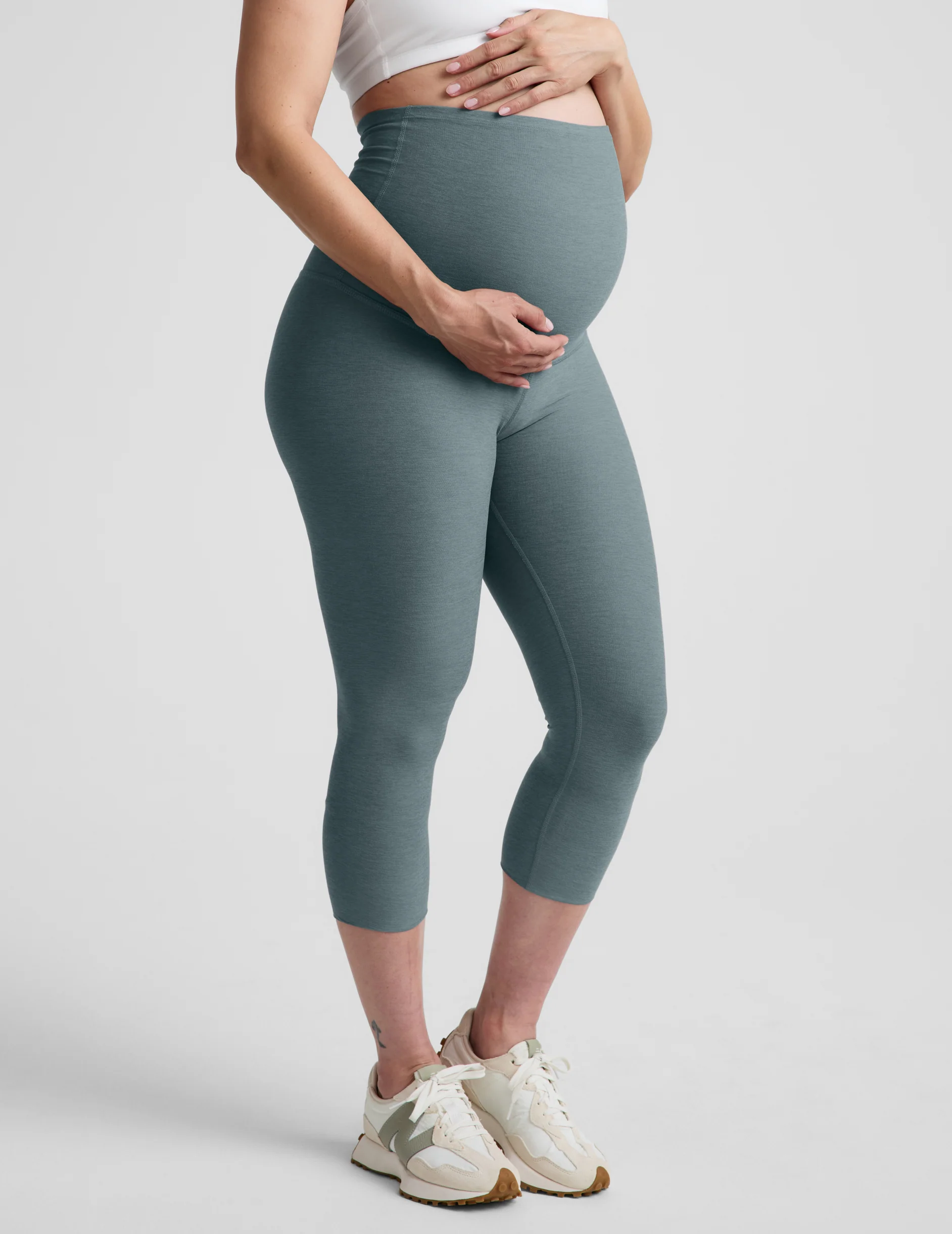 Spacedye™ Love The Bump Maternity 20.5" Capri Legging - Image 3