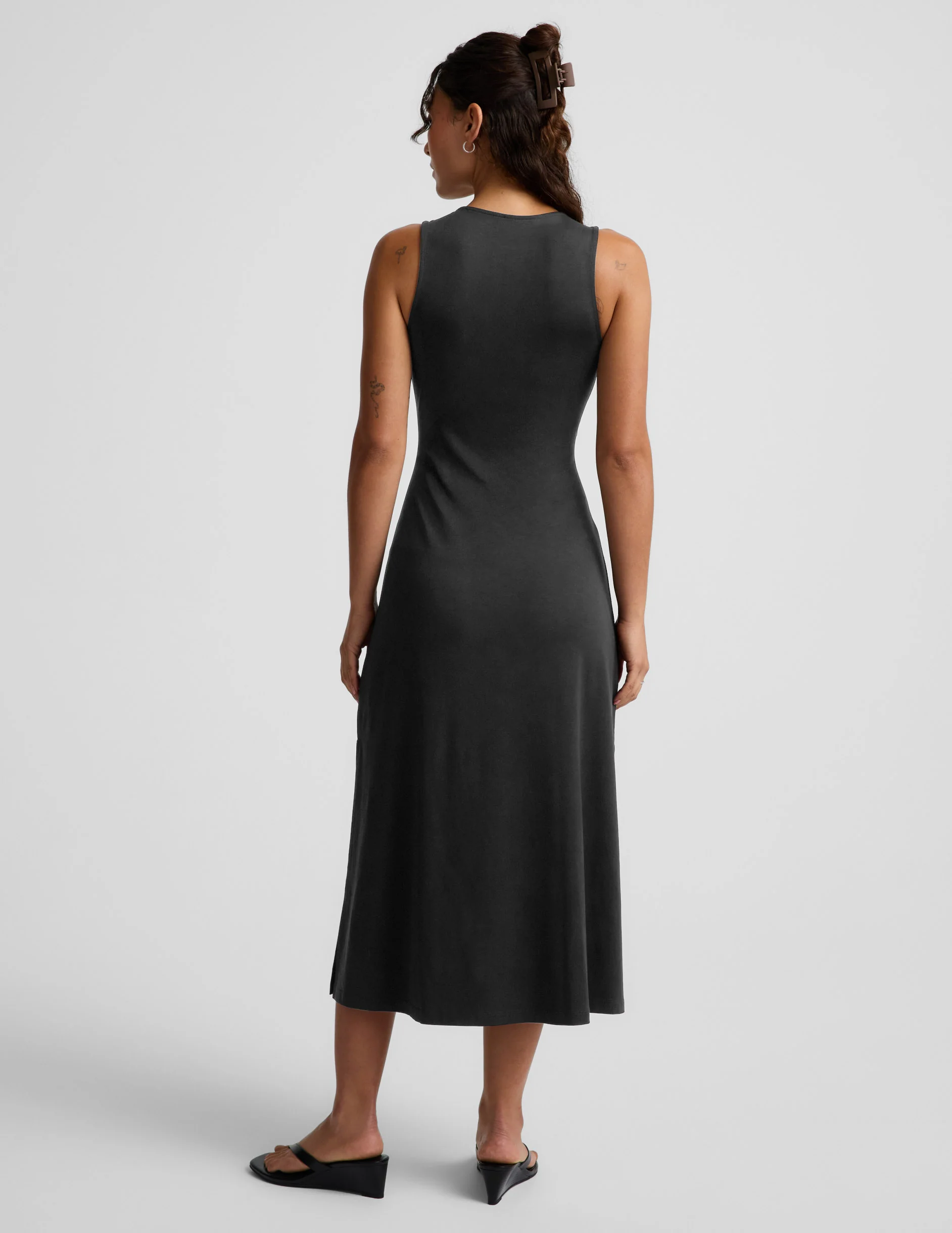 Twist Cutout Midi Dress - Image 3
