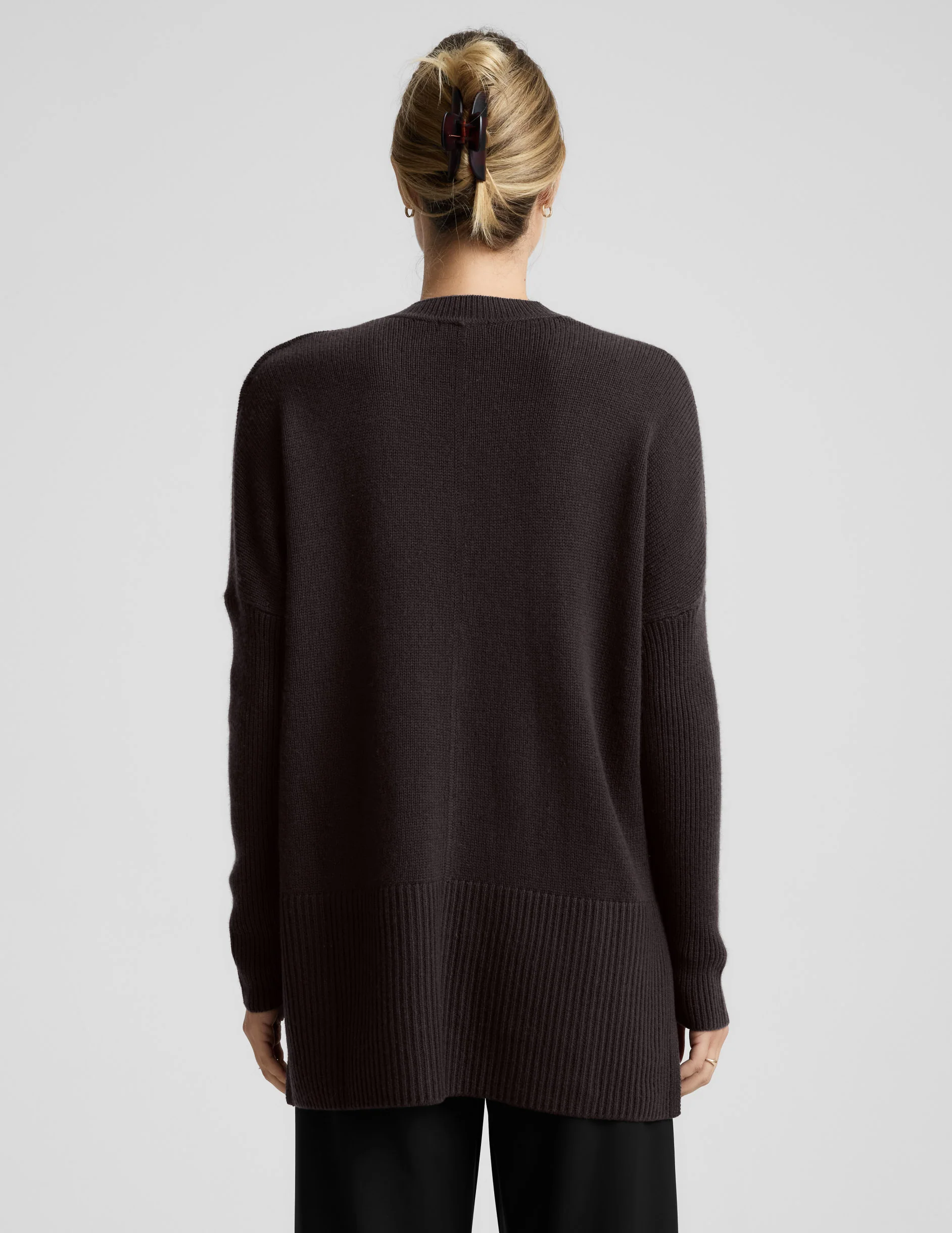 Wool-Cashmere V-Neck Sweater - Image 3